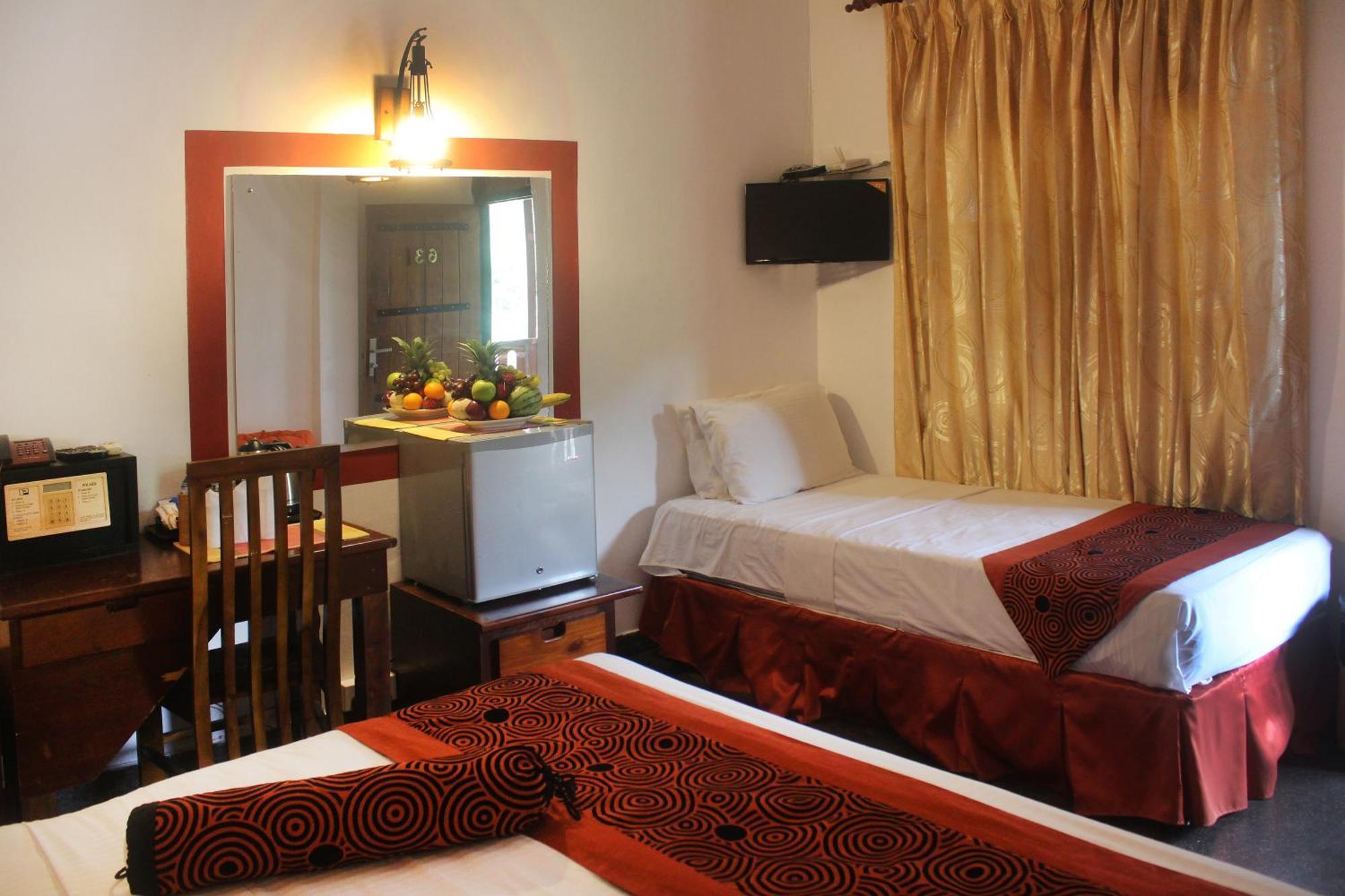 โฮเต็ล ซันเรย์ Hotel แคนดี้ ภายนอก รูปภาพ